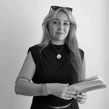Roz Mari Ivanova